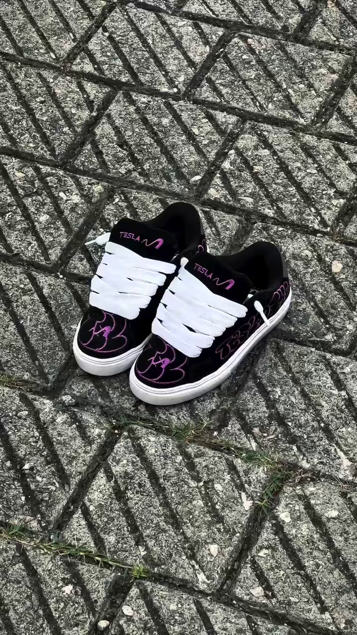 ๐๐ค Tesla Neon Scribble Sneakers โ Black Streetwear Shoes with Glow Vibe ๐โก