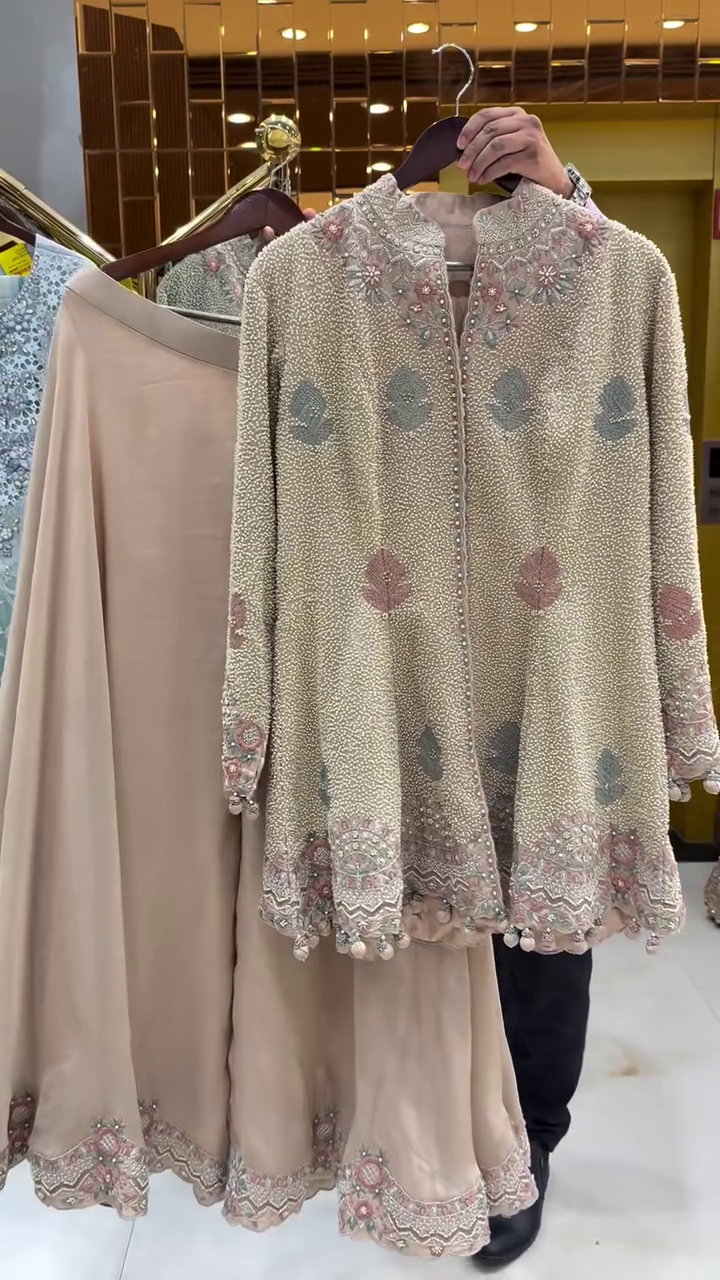 ๐ธโจ Blush Royale Embroidered Sharara Set โ Heavy Work Partywear Suit ๐๐ - Image 4