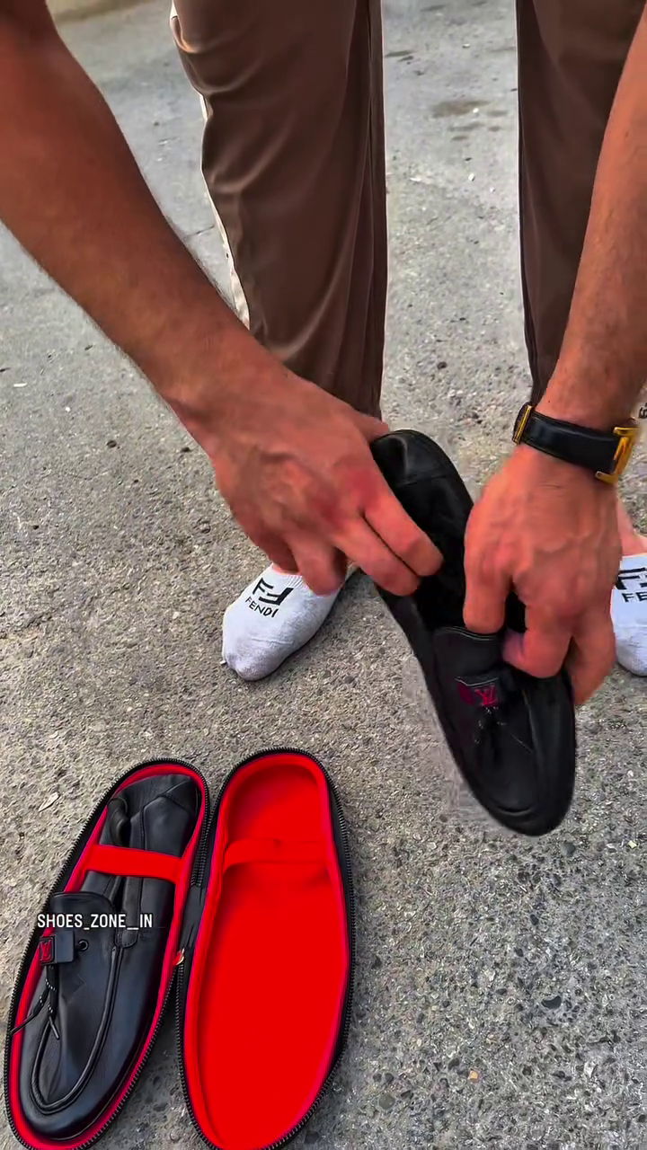 ๐คโค๏ธ Red Strap Luxury Slippers โ Premium Menโs Comfort Sandals ๐ฅ๐ฃ - Image 5