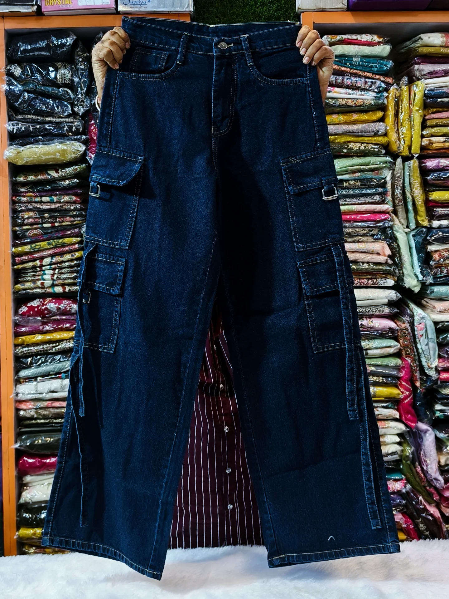 ๐ Blue Denim Cargo Jeans โ Stylish, Functional & Everyday Streetwear Essential โจ - Image 4