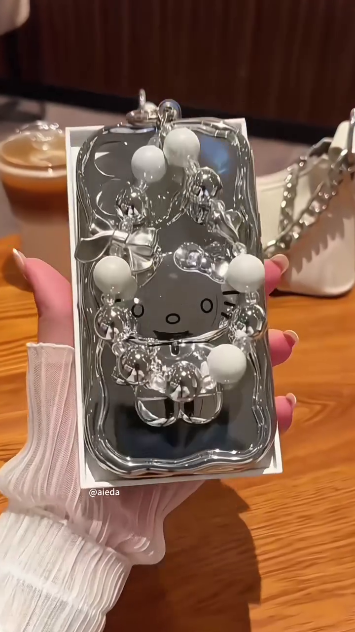 ✨ Silver Electroplated Phone Case with 3D Cat/Bunny Mirror Bracket & Wrist Strap ✨ - Image 6