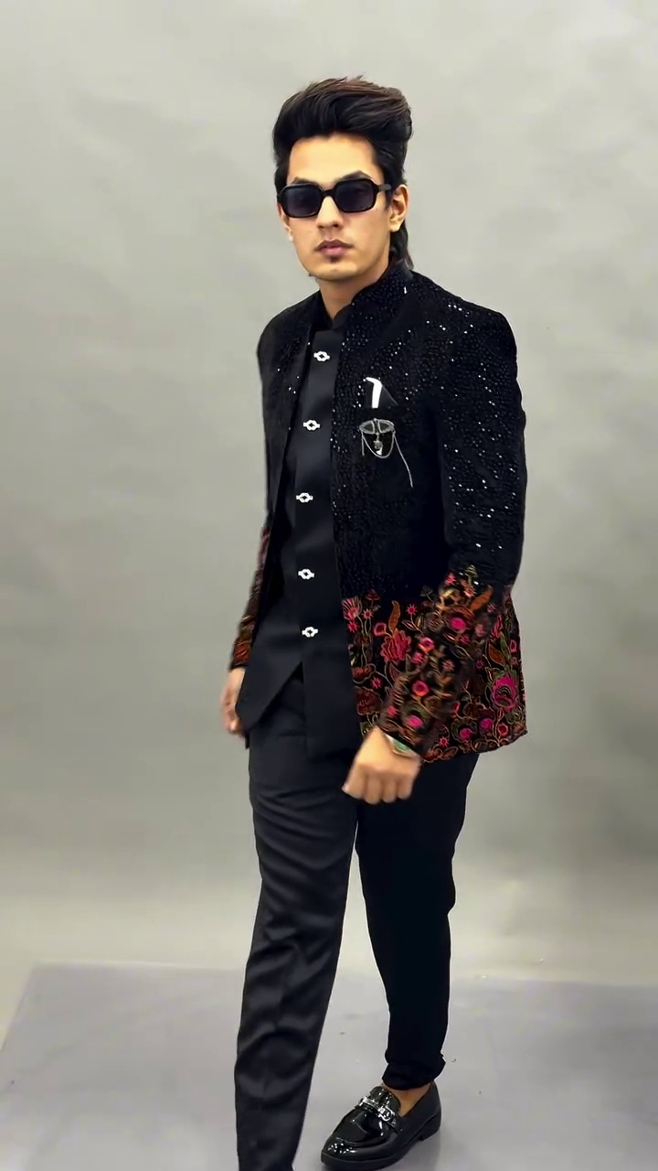 π€ Black Velvet Jodhpuri Suit / Bandhgala Jacket β Regal Elegance with Multicolor Floral Embroidery β¨ - Image 3