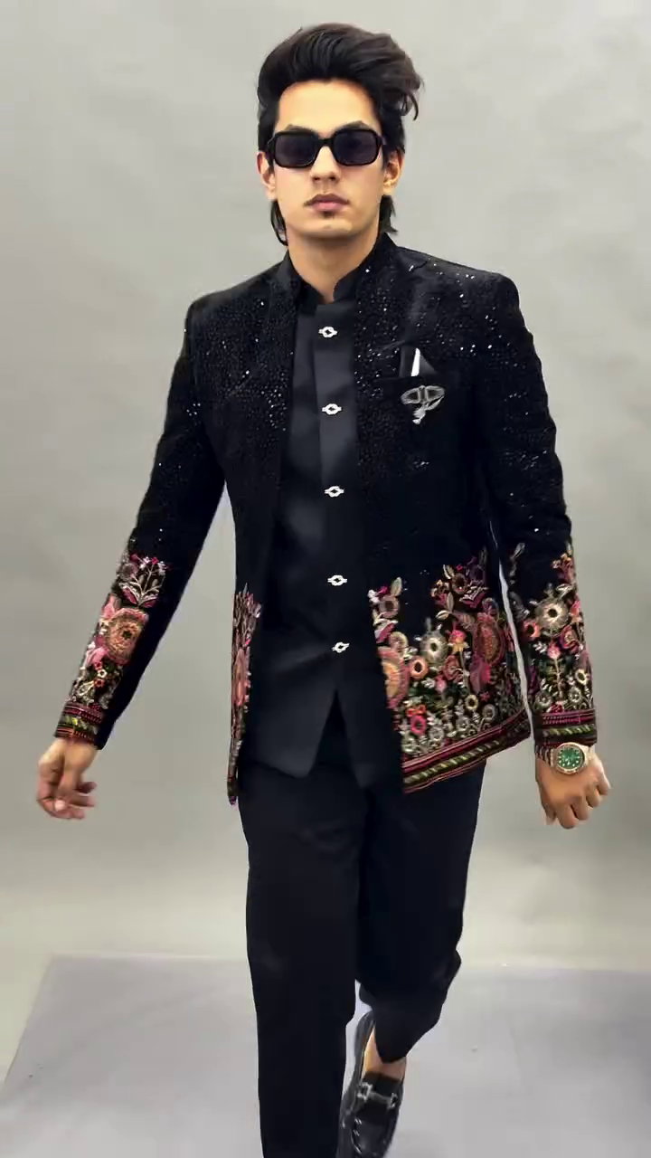 π€ Black Velvet Jodhpuri Suit / Bandhgala Jacket β Regal Elegance with Multicolor Floral Embroidery β¨