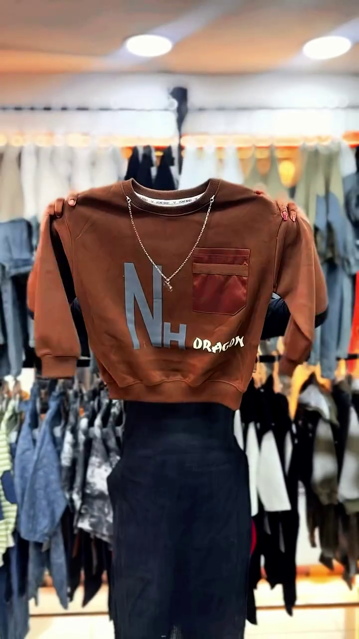 π¨ Graphic Print Crewneck Sweatshirt β Casual, Cozy & Stylish β¨ - Image 4