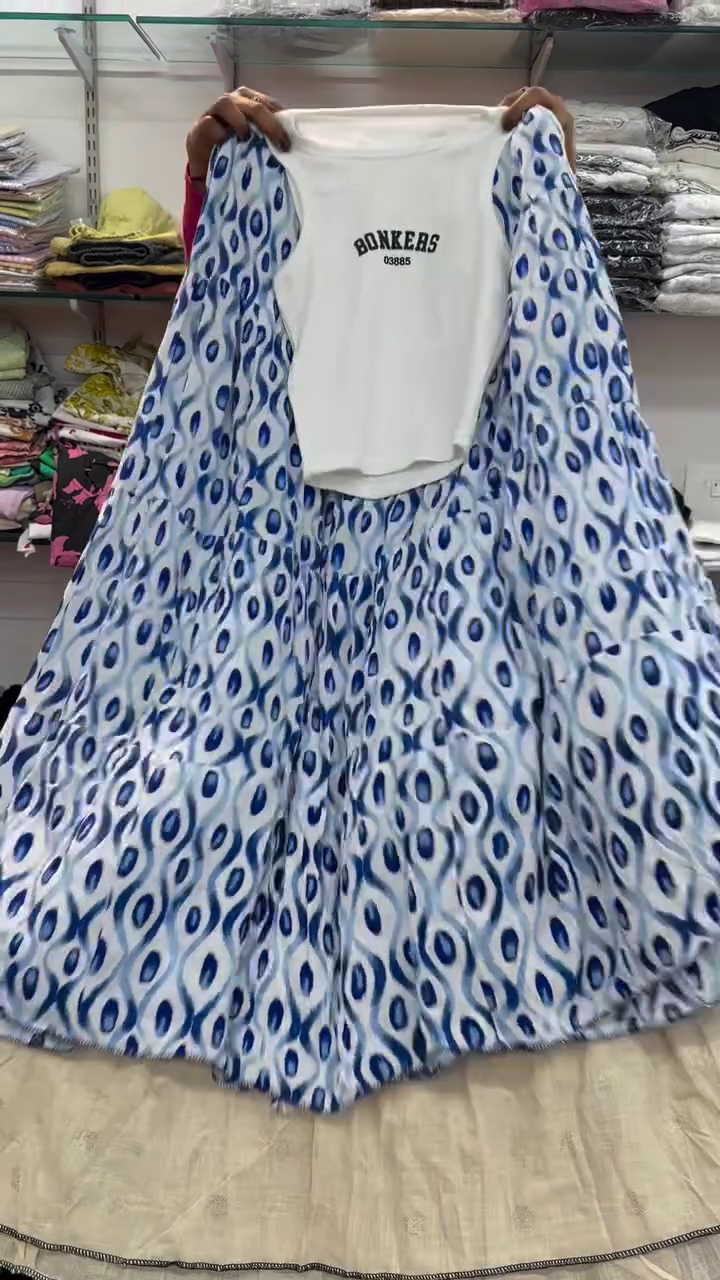 πΈ Floral Print Top and Skirt Set β Fresh, Feminine & Effortlessly Stylish - Image 2