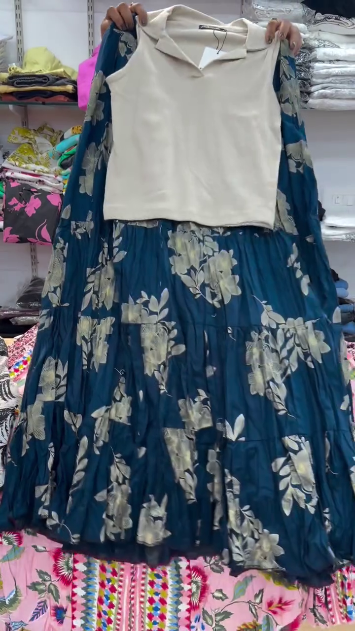 πΈ Floral Print Top and Skirt Set β Fresh, Feminine & Effortlessly Stylish - Image 14