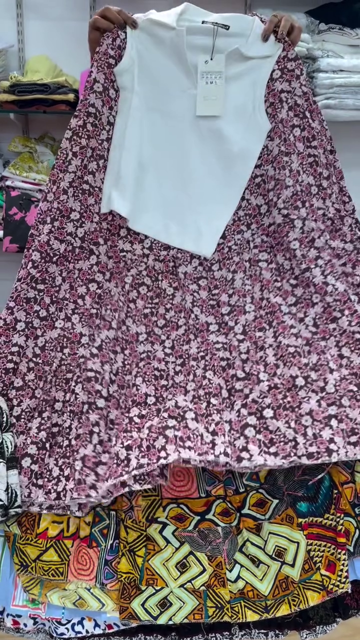πΈ Floral Print Top and Skirt Set β Fresh, Feminine & Effortlessly Stylish - Image 12