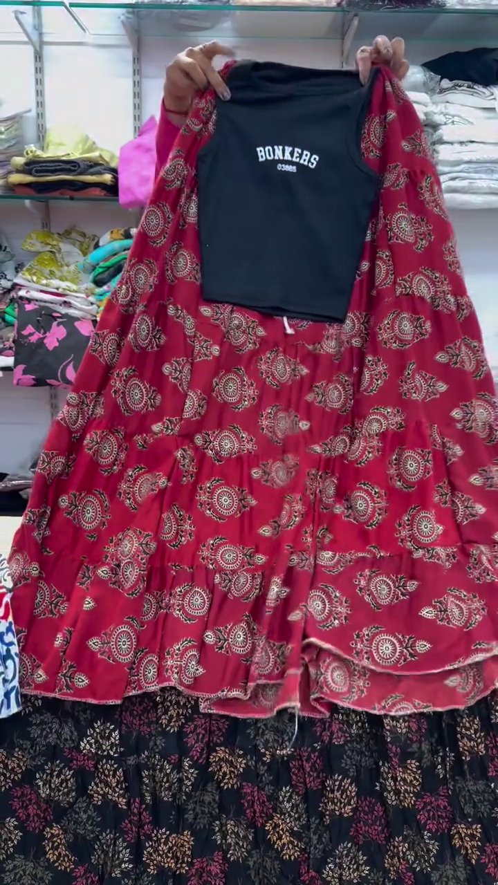 πΈ Floral Print Top and Skirt Set β Fresh, Feminine & Effortlessly Stylish - Image 8