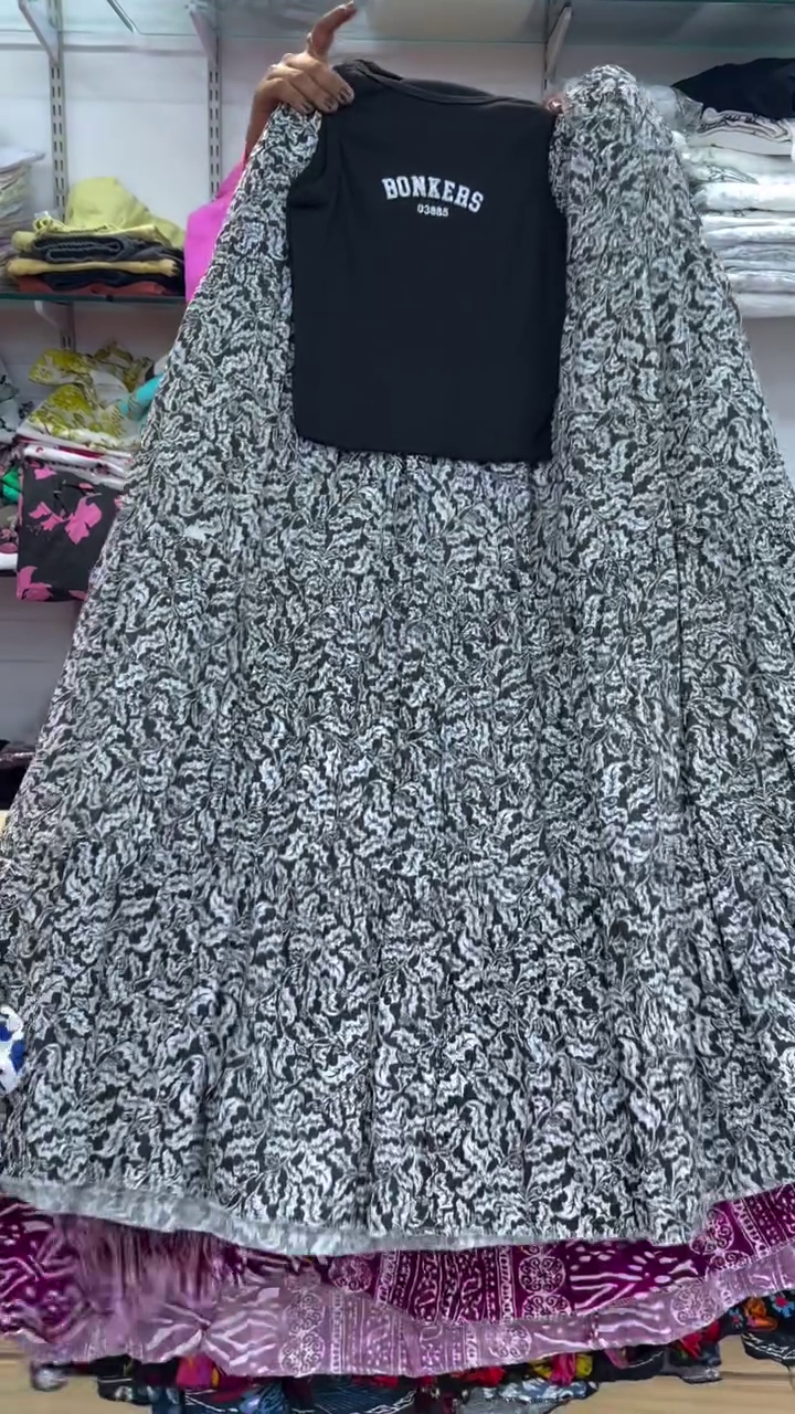 πΈ Floral Print Top and Skirt Set β Fresh, Feminine & Effortlessly Stylish - Image 6