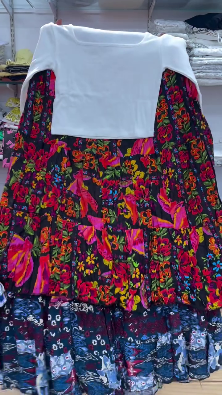 πΈ Floral Print Top and Skirt Set β Fresh, Feminine & Effortlessly Stylish - Image 4