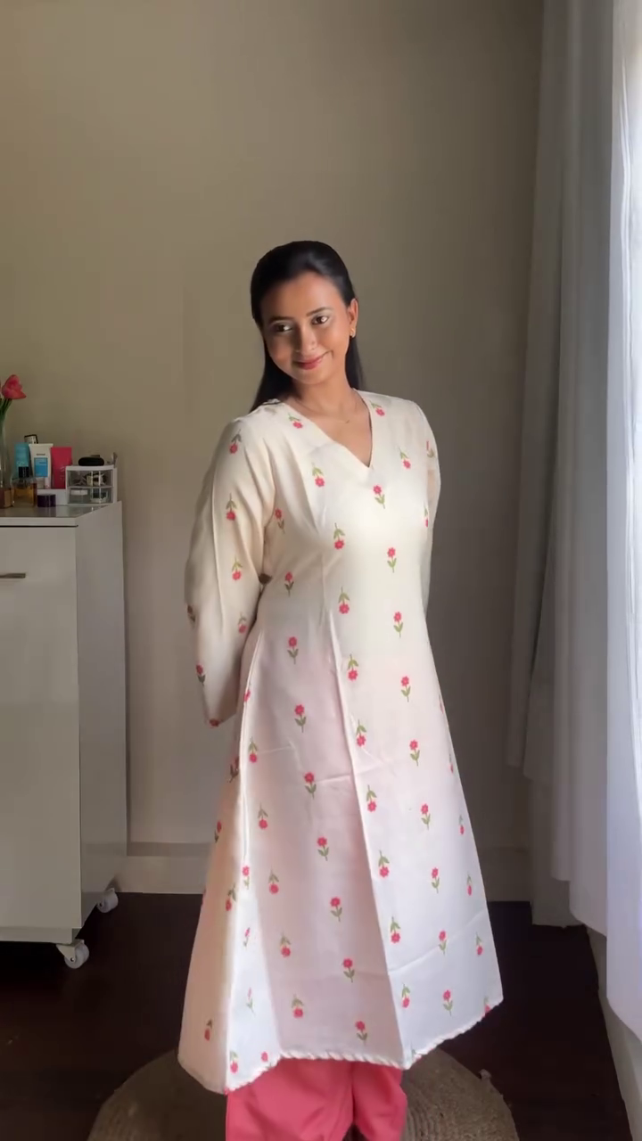 🤎 Elegant Tradition: Brown Embroidered Kurta Co-Ord Set - Image 5