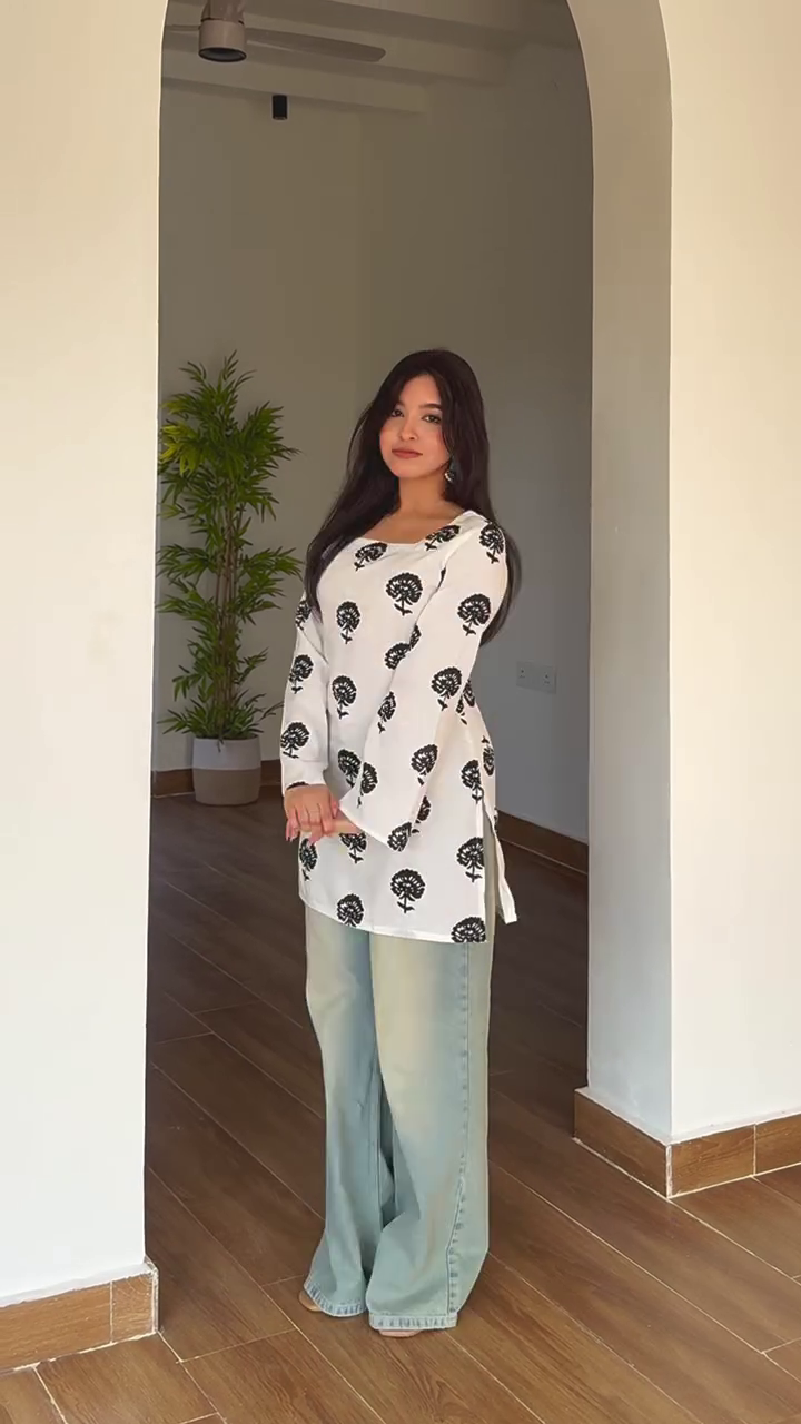 πΈ Playful Elegance: Printed Flared Sleeve Kurti - Image 6