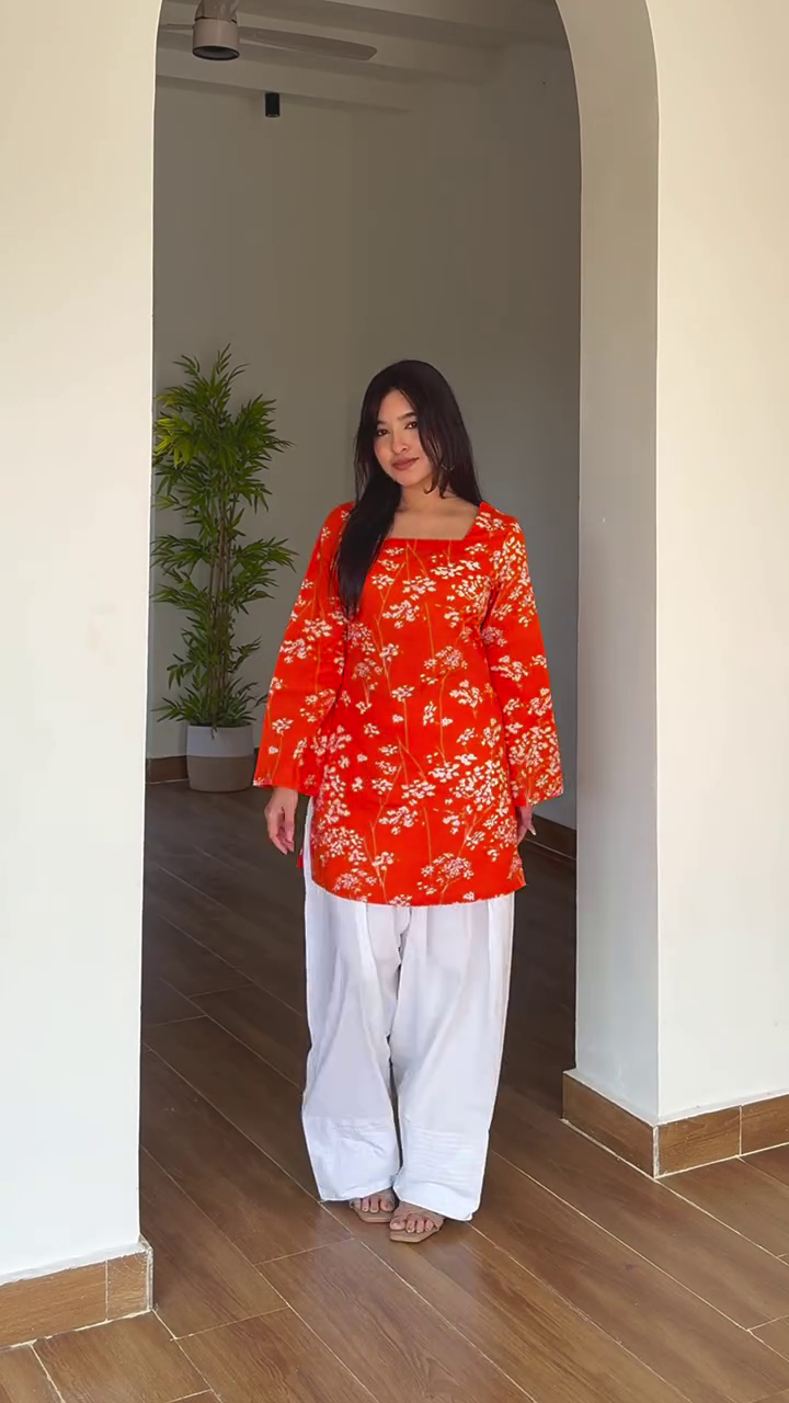 πΈ Playful Elegance: Printed Flared Sleeve Kurti - Image 5