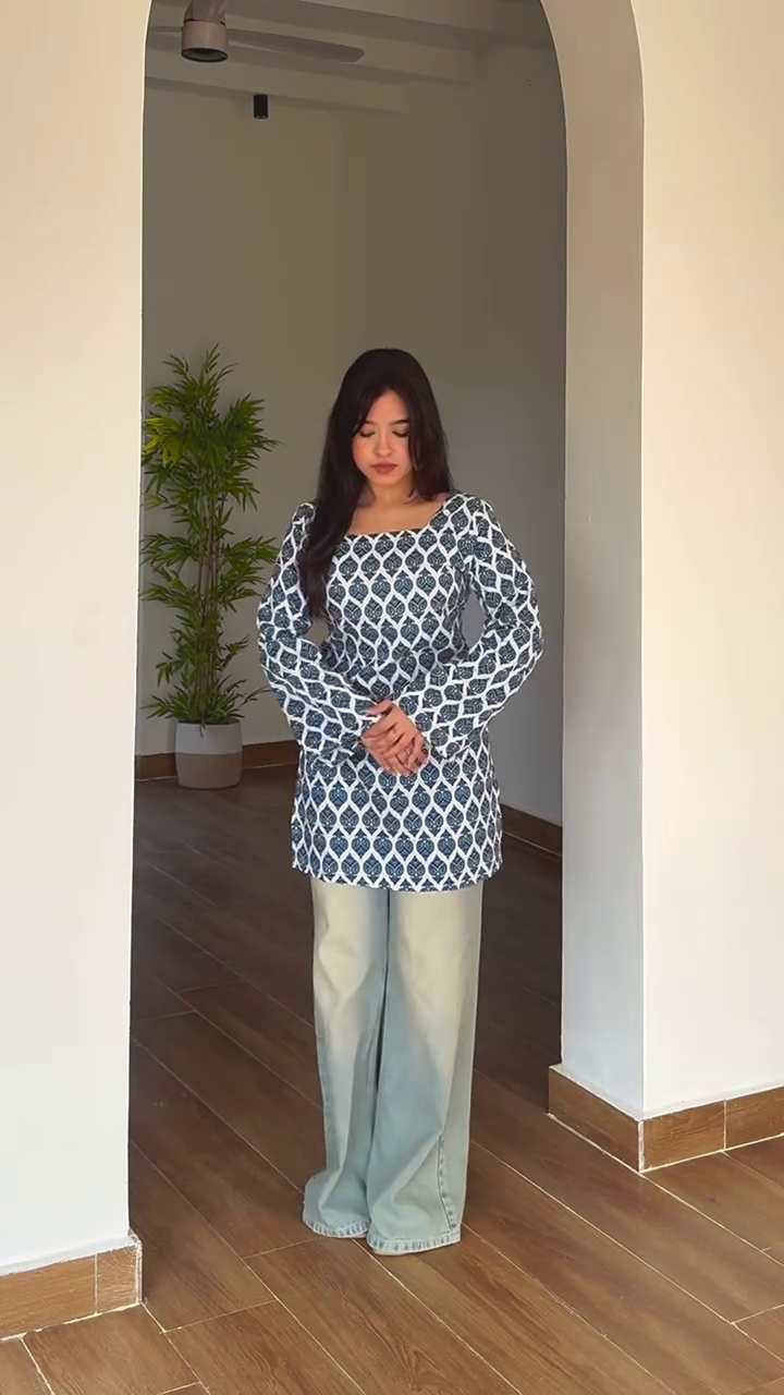 πΈ Playful Elegance: Printed Flared Sleeve Kurti - Image 3
