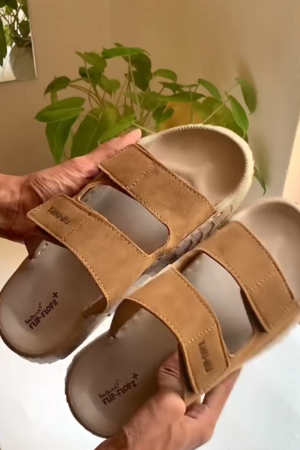 Everyday Comfort Redefined: Walkaroo Flip-Flopz+ Men’s Greige Brown Sandals 👣🤎
