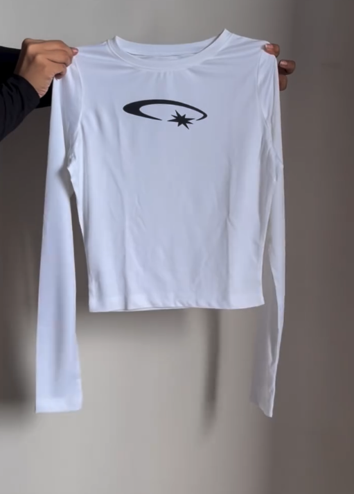 Sporty Chic: Light Purple Cropped Long-Sleeve T-Shirt β38 SPORTS LEAGUEβ ππ - Image 5