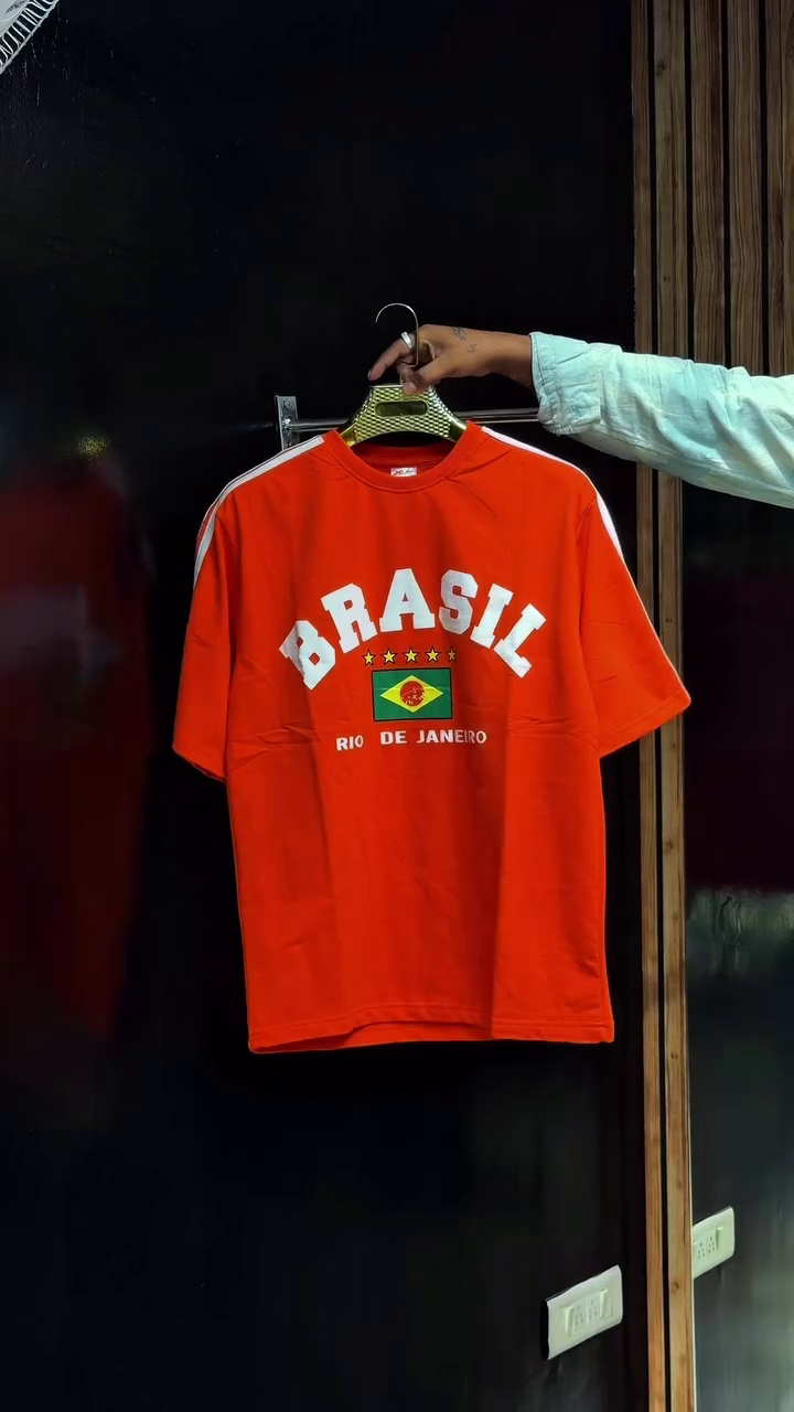 Limited Edition Red T-Shirt β Sporty Style Inspired by Iconic Teams β€οΈβ½ποΈ - Image 6