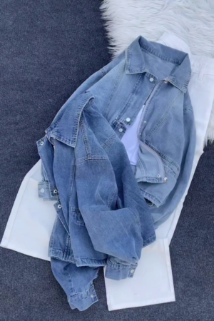 Casual Chic: Blue Cropped Denim Jacket with White Top & Pants ππ€π