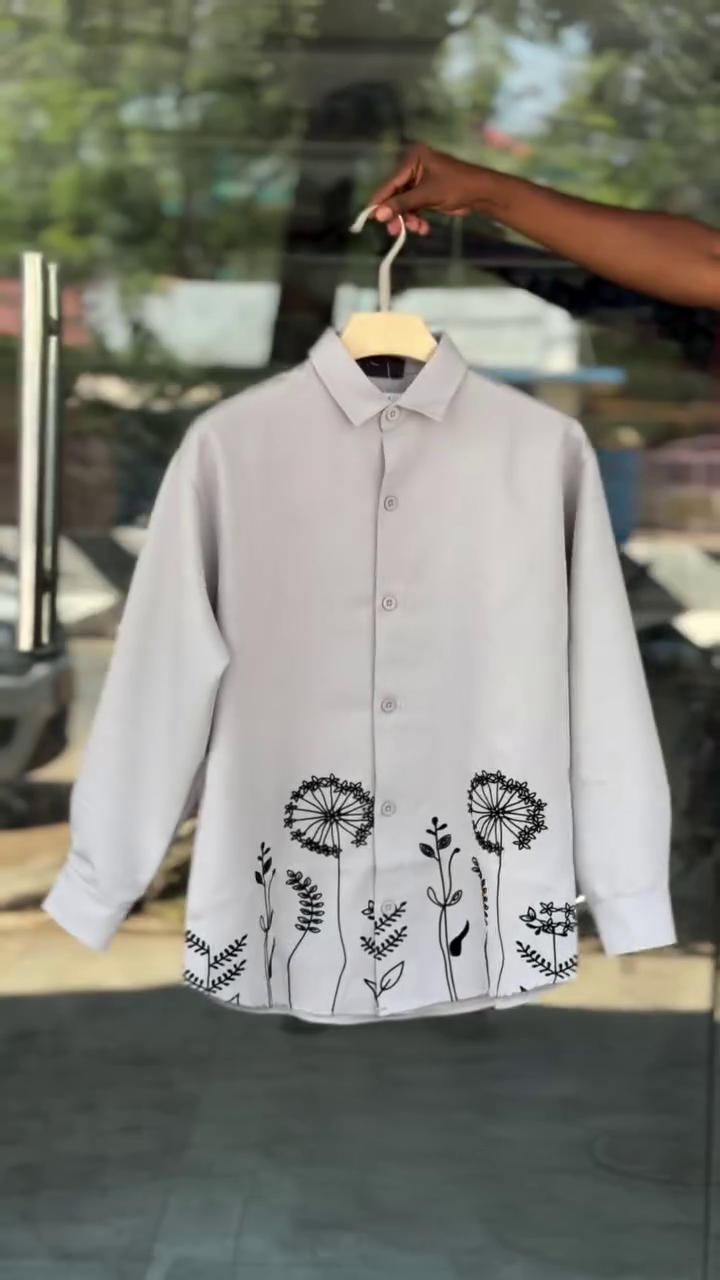 Chic & Subtle: Light Grey Button-Down Shirt with Black Dandelion Embroidery πΏπ€ - Image 4