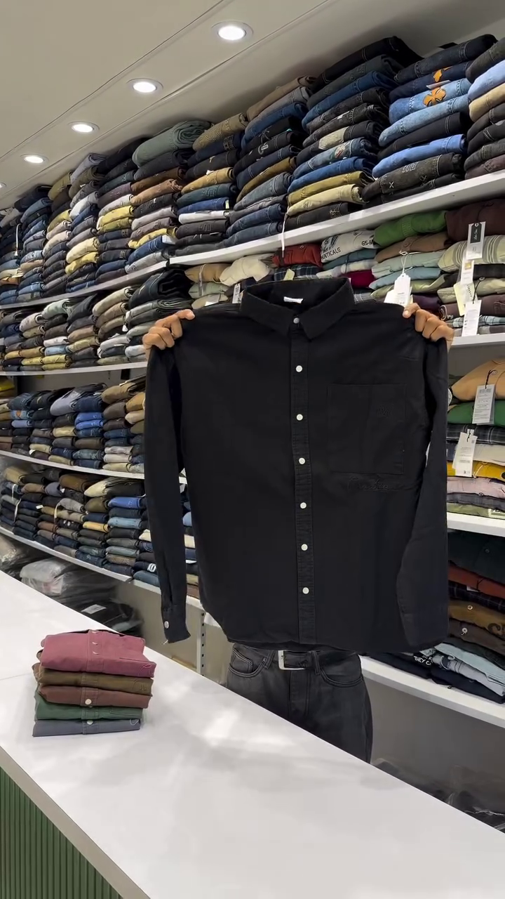 Timeless Essential: Solid Slim-Fit Cotton Shirt ππΏ - Image 3