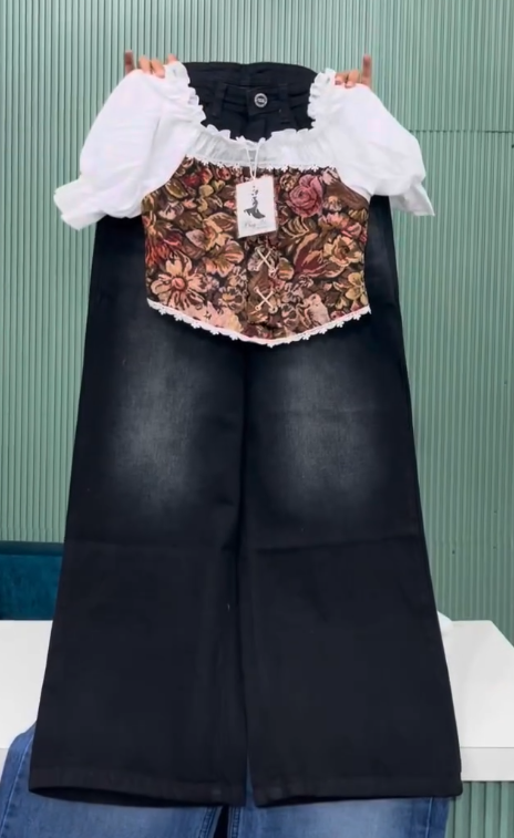 Make a Bold Fashion Statement with This Vintage-Inspired Corset Top and Wide-Leg Denim Combo - Image 3