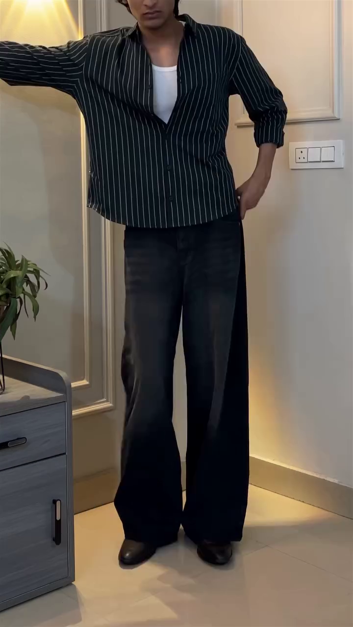 Men’s Classic Vertical Stripe Shirt – Smart Casual Comfort for Every Occasion - Image 3