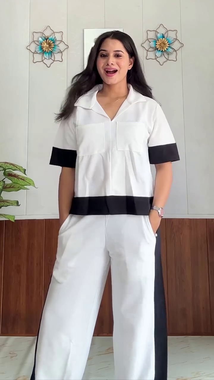 Stylish Women's Casual Co-Ord Set – Contrast Collar Top with Wide Leg Pants - Image 5