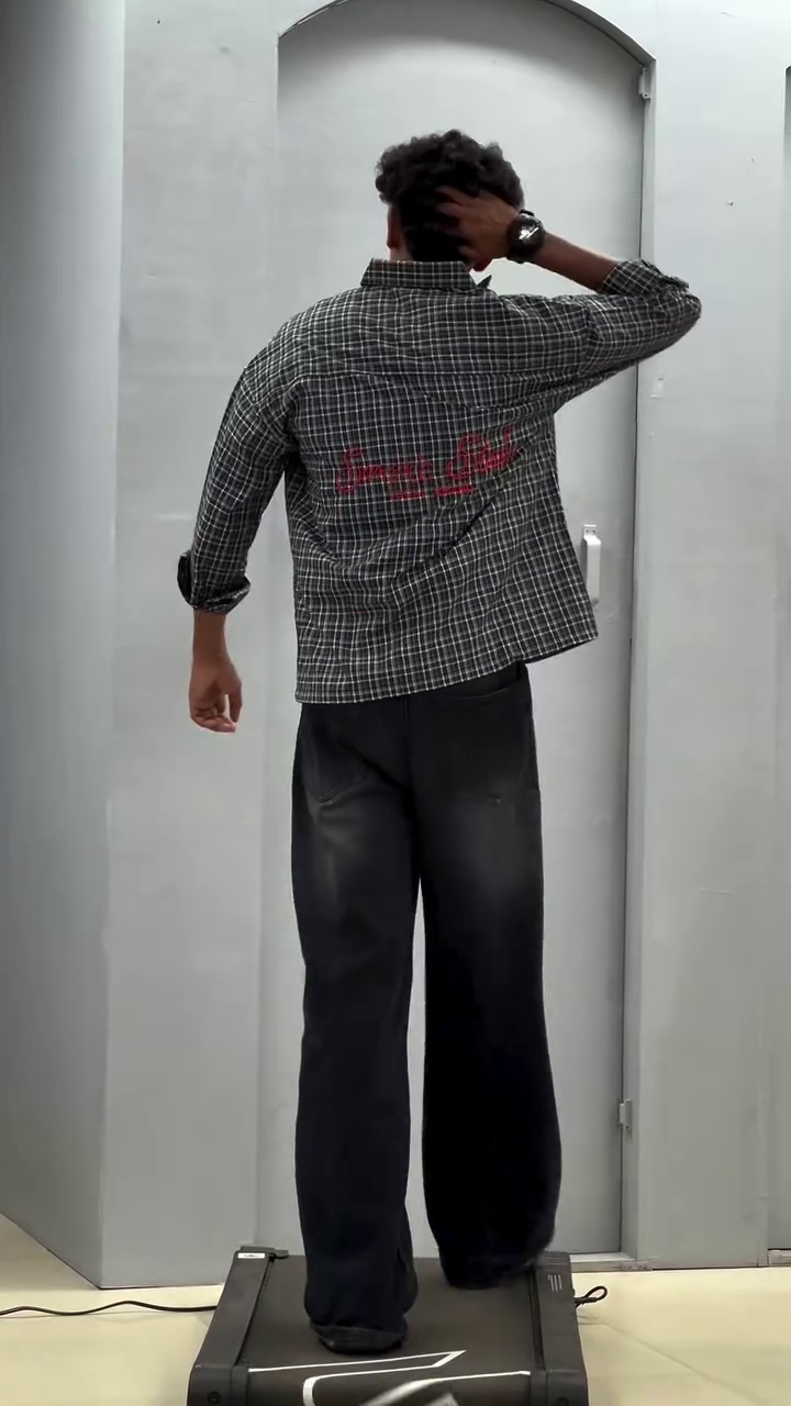 Men's Oversized Checkered Shirt | Casual Full Sleeve Button-Down Plaid Shirt for Streetwear & Everyday Style - Image 3